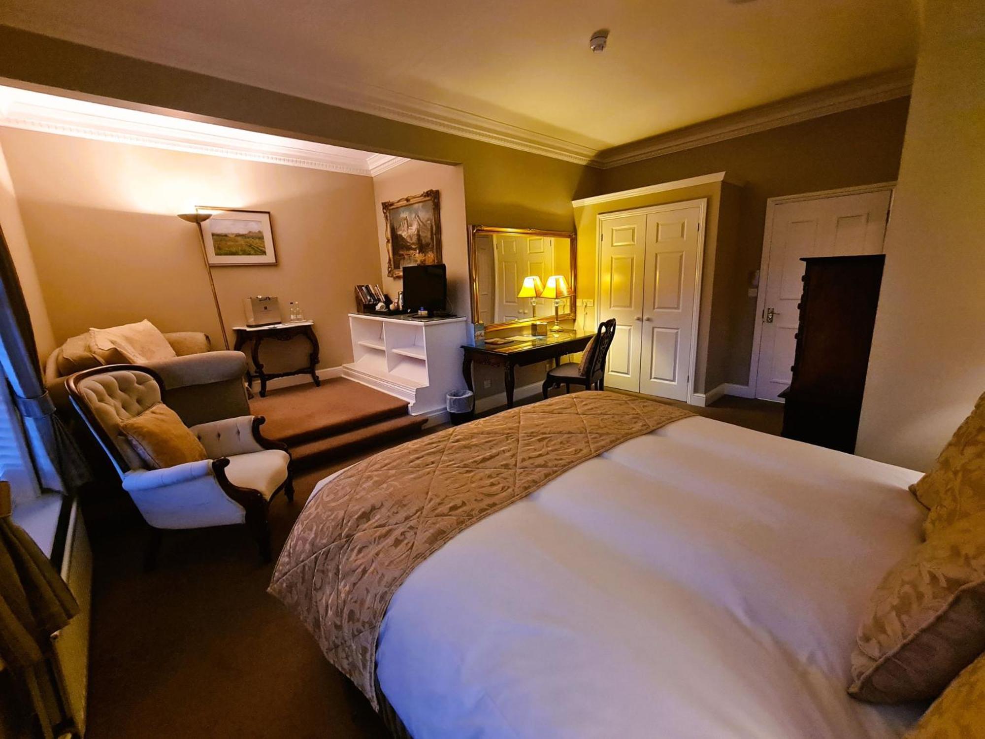 Powdermills Country House Hotel Баттл Экстерьер фото